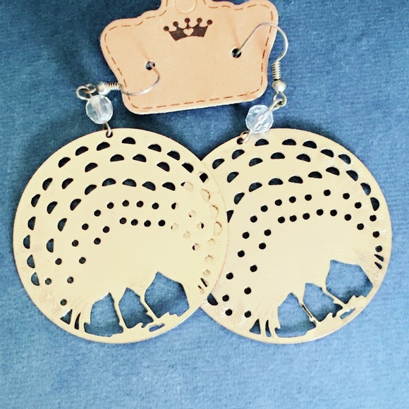 Jewelry - Gold Tone Peacock Earrings